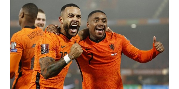 Holanda avanza a dieciseisavos de final del Mundial en el último partido de la fase de grupos